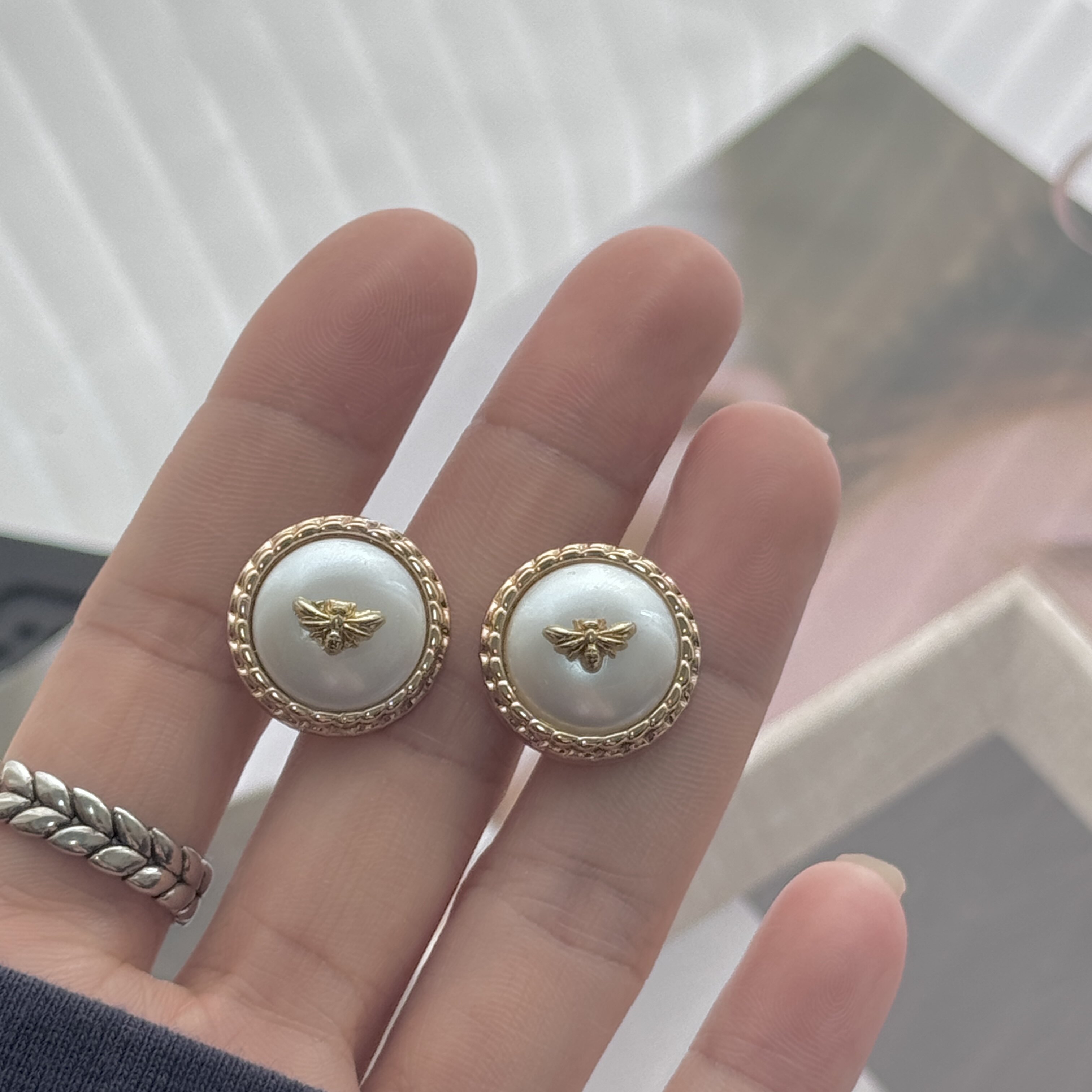 法式小香风小蜜蜂金属纽扣