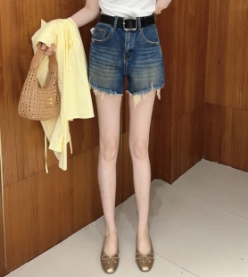 2026春季新款韩版时尚百搭高腰显瘦牛仔短裤女配腰带毛边裤子女士