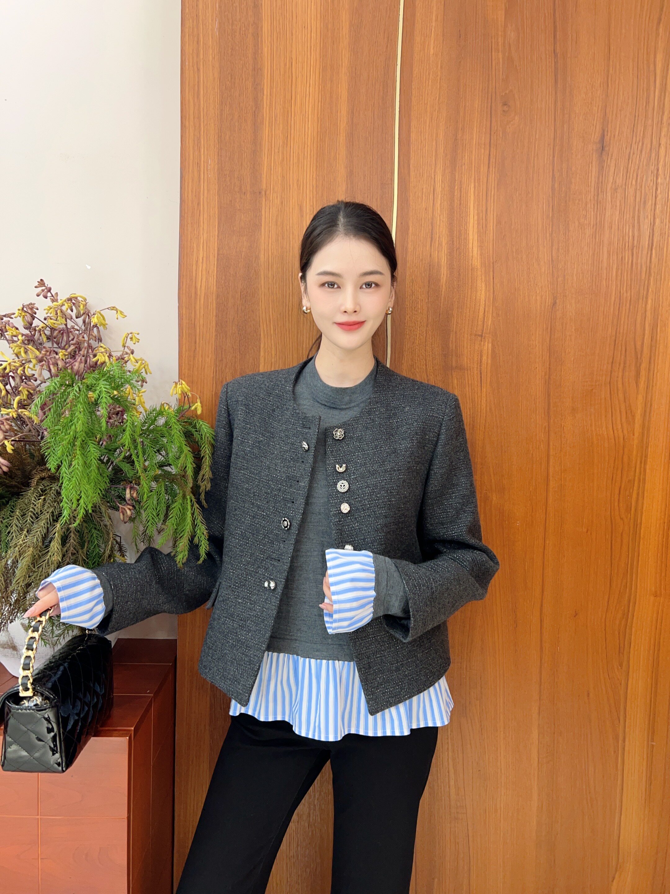 MissYu2025秋冬新款韩版时尚显瘦长袖外套女设计感小众毛呢大衣