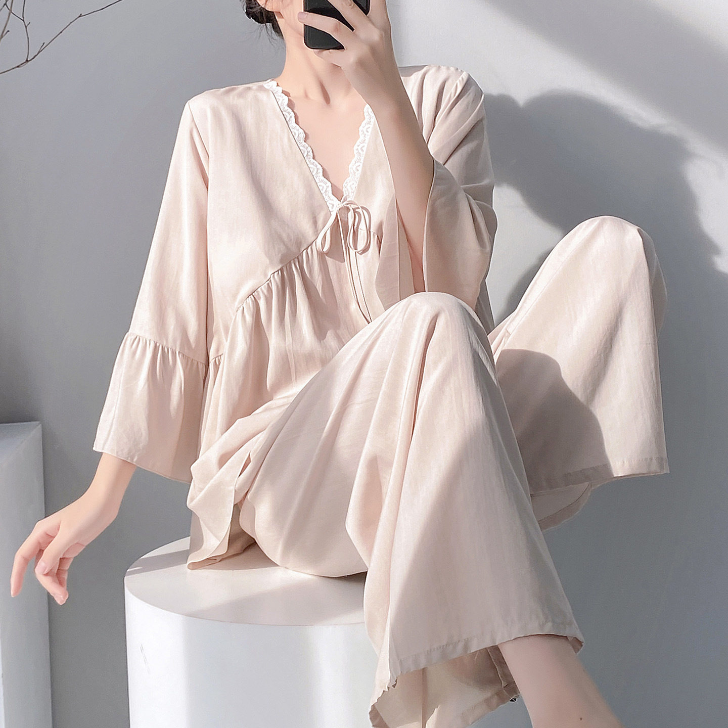 带胸垫棉绸睡衣女春夏季免穿内衣可外穿家居服V领绵绸套装简约风