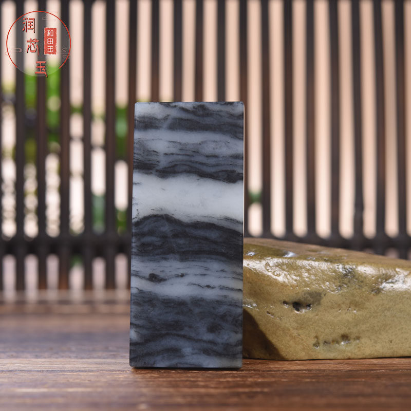 雪玉轩天然玉石挂件新疆和田玉籽料墨玉青花平安无事牌独籽玉吊坠