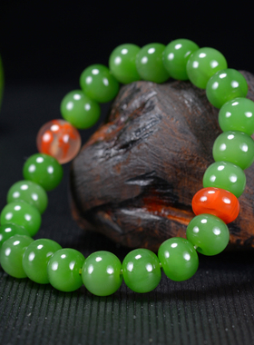 润芯玉绚丽大方和田玉猫眼手串