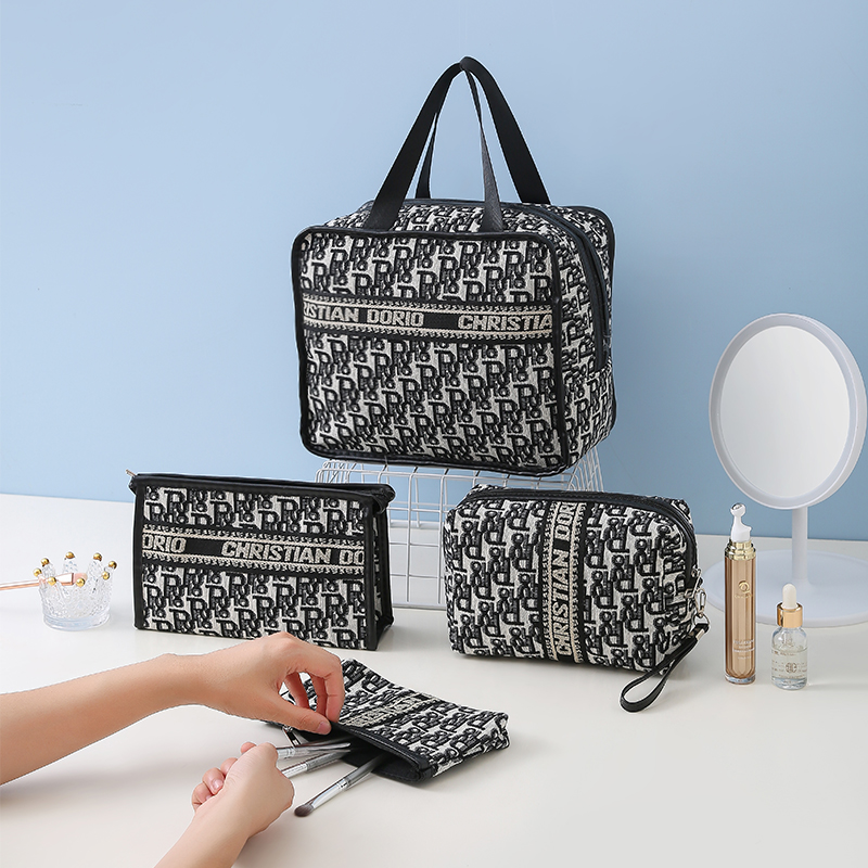 双手提大号洗漱包大容量