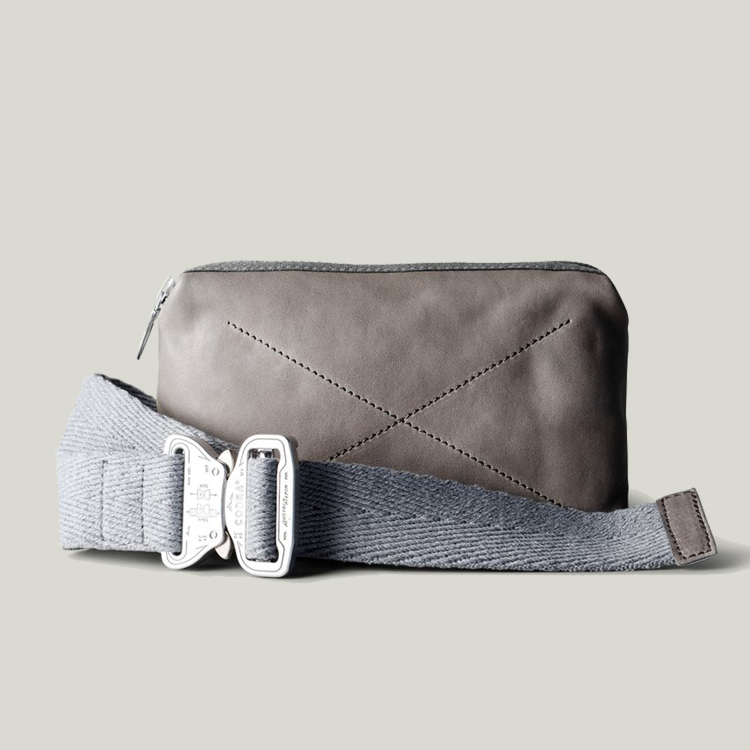 日常出行斜挎包海外代购真皮背包