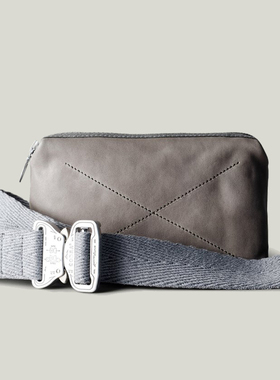 英国潮牌Hard Graft新款 斜肩背包 小物收纳包 日常出行简易背包