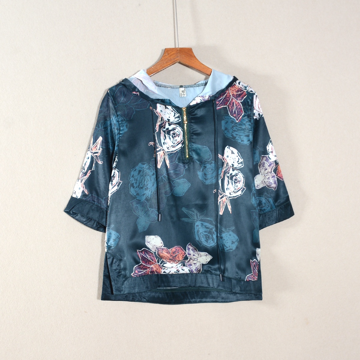 2025年夏款新品女装连帽宽松印花韩版短袖T恤衫上衣服显瘦简约潮