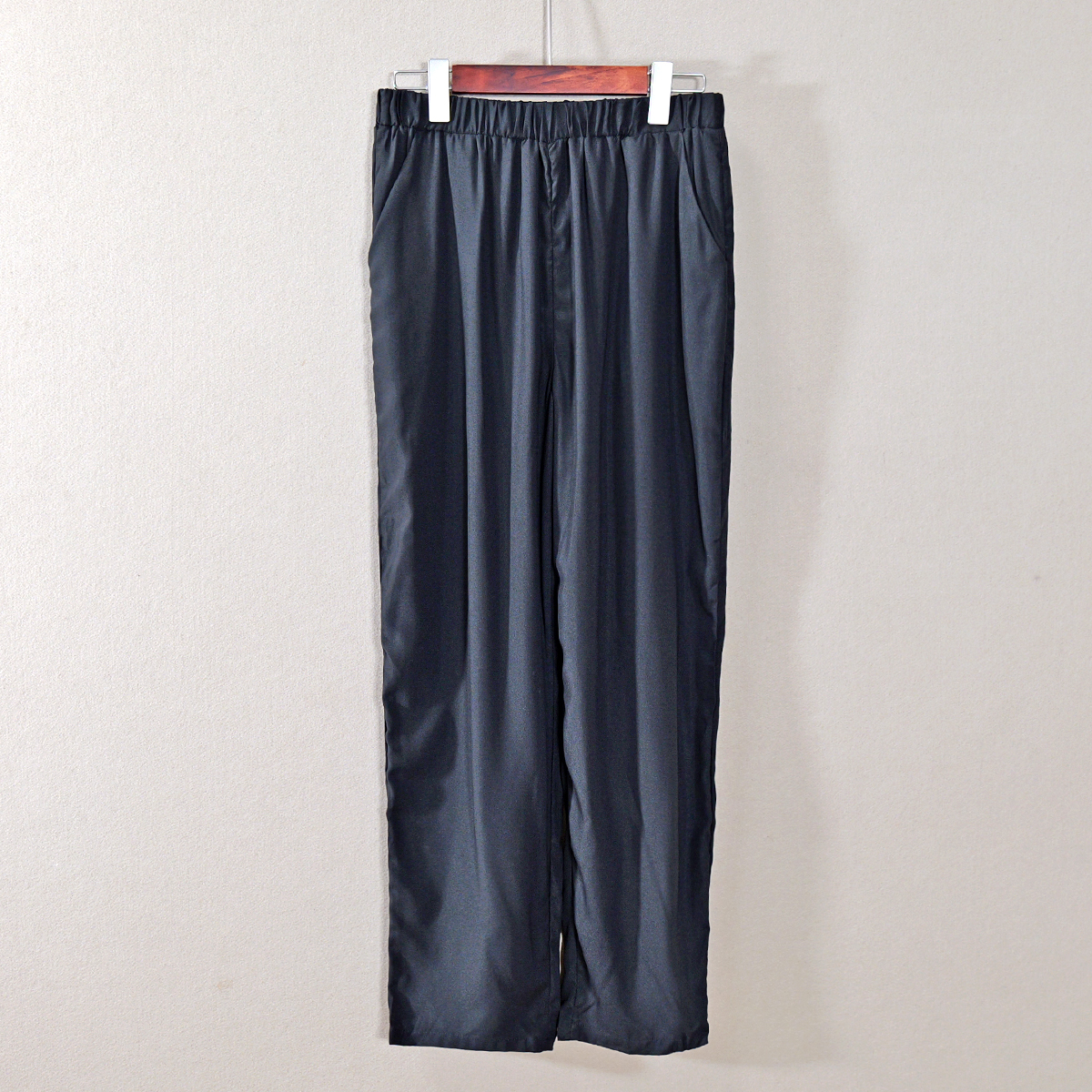 2025年秋款新品女装纯色松紧腰直筒裤休闲裤子百搭简约气质长裤潮