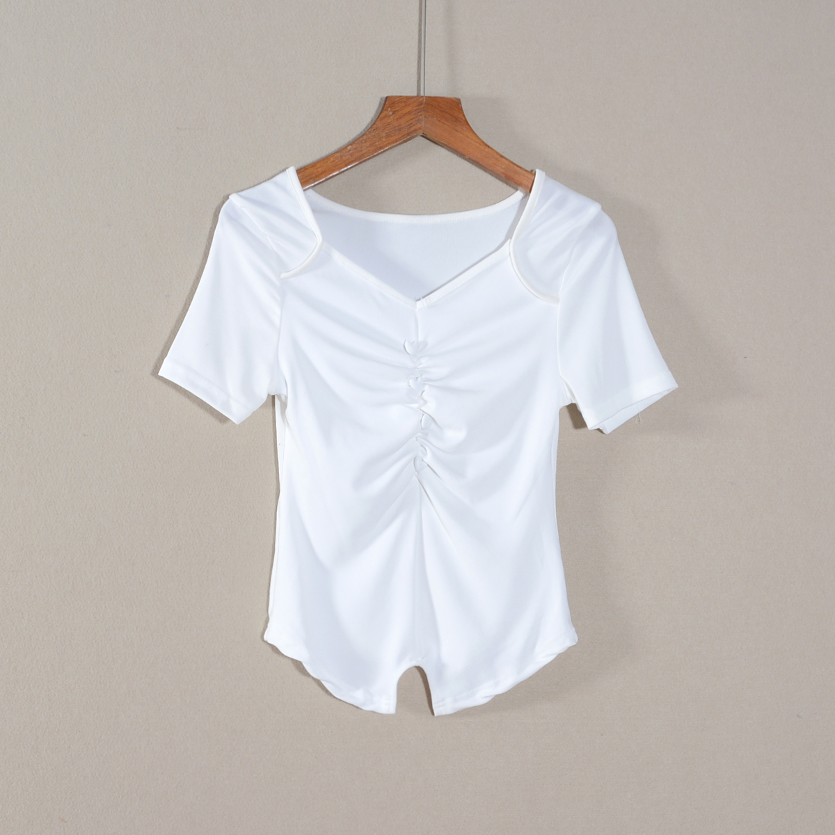 2025年夏款新品女装韩版短袖T恤上衣服修身显瘦百搭V领潮减龄气质