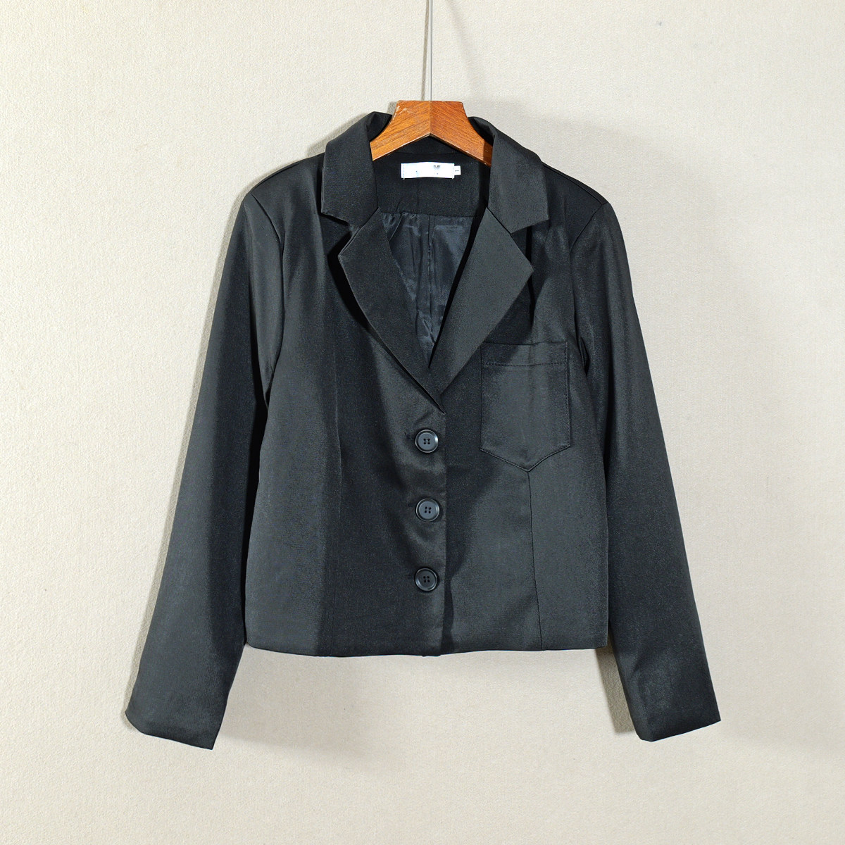 2026年春秋款新品女装纯色休闲风宽松短款长袖有内衬外套百搭简约