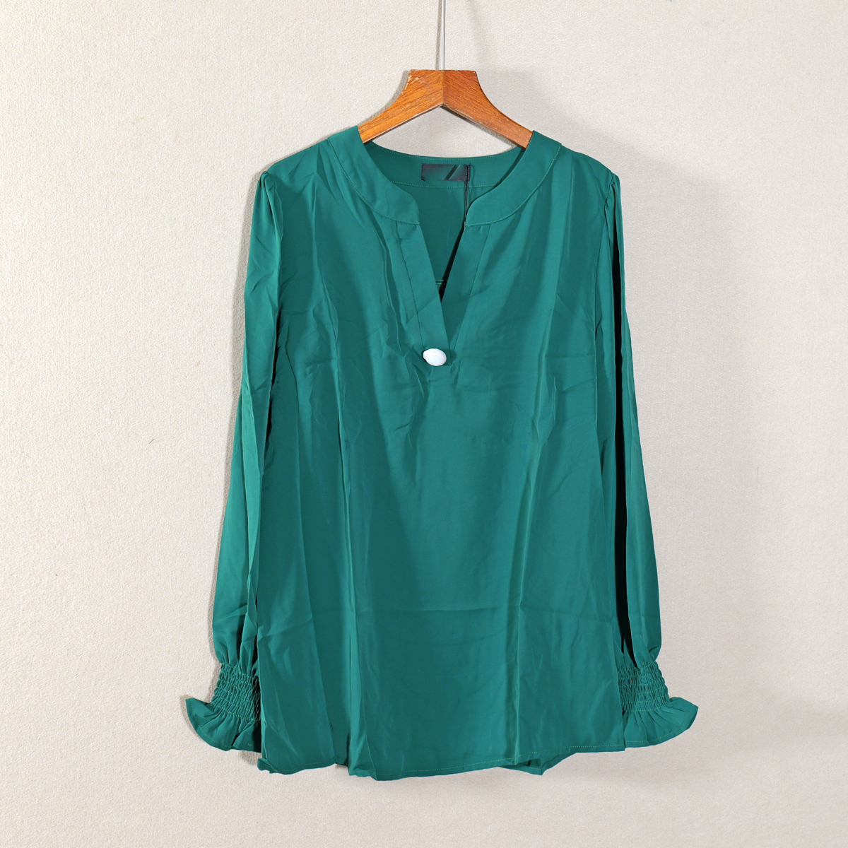 春秋款新品女装宽松纯色流行简约长袖T恤衫上衣服百搭减龄气质潮