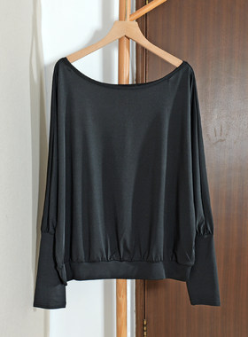 2026纯色休闲慵懒风黑色长袖T恤女宽松圆领套头上衣松弛感显瘦潮