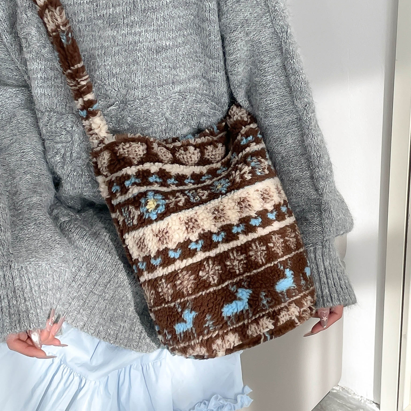 冬季超火费尔岛水桶包女式2026新款百搭复古羊羔毛时尚单肩斜挎包,箱包皮具/热销女包/男包,通用款女包,淘宝优惠券,粉丝福利购,淘宝优惠卷