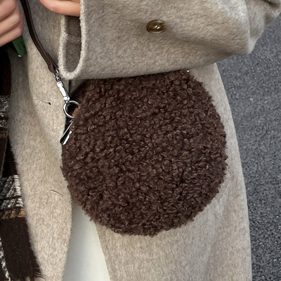 冬季超火羊羔毛小圆包女