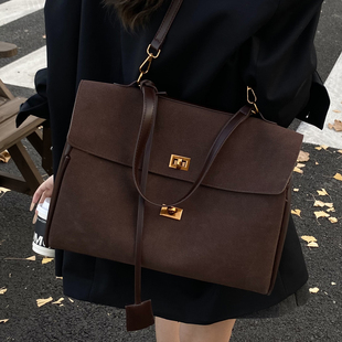 百搭高级感复古手提包女2026新款秋季时尚美拉德大容量通勤托特包