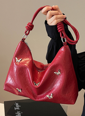 高级感红色腋下包女式2026新款冬季百搭蝴蝶新娘包时尚单肩结婚包