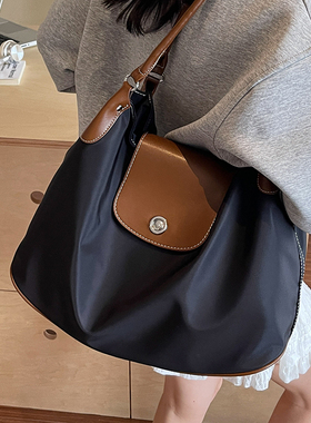 时尚大容量牛津布包包女2026新款百搭休闲轻便学生上课单肩托特包
