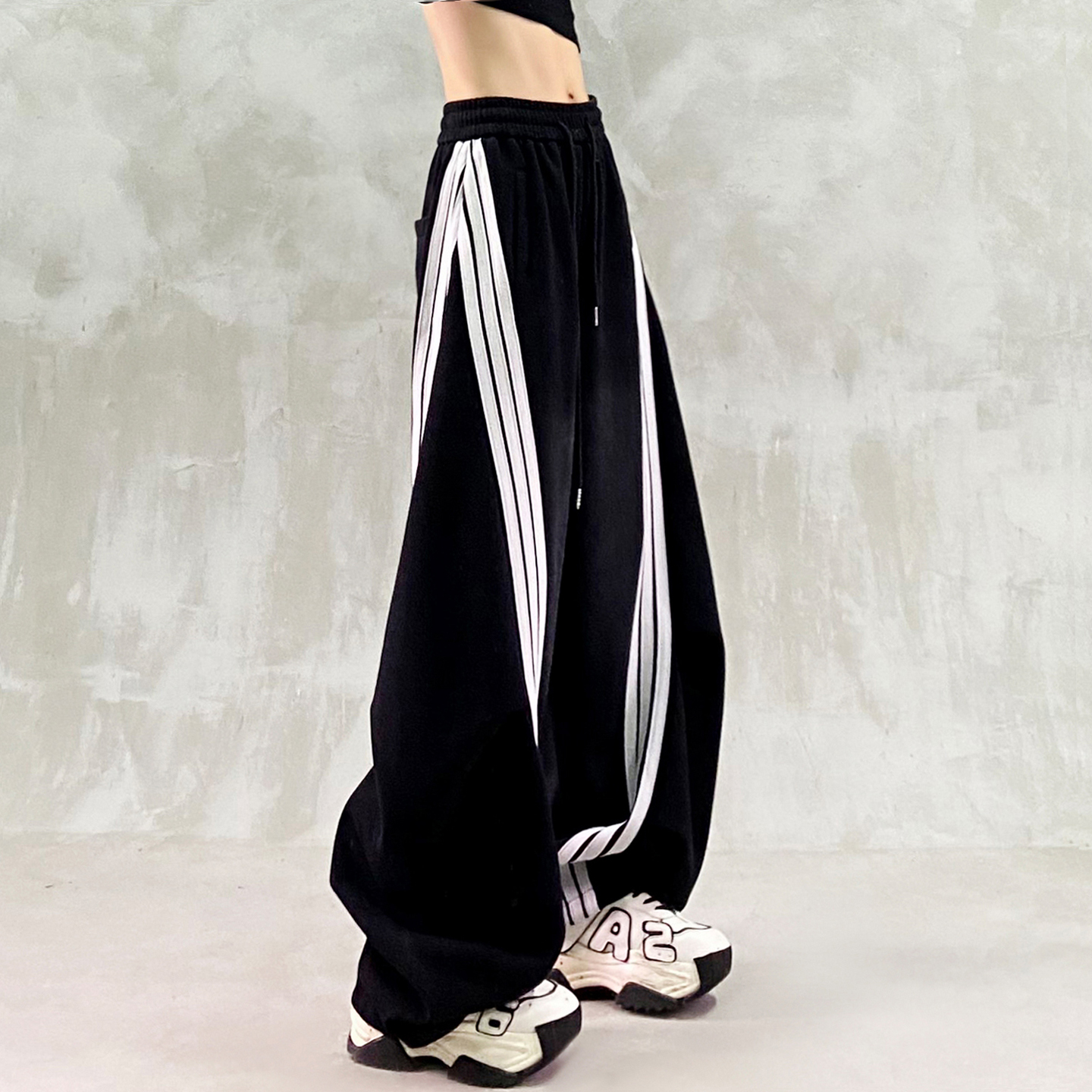 侧边条纹设计加绒加厚休闲弯刀裤