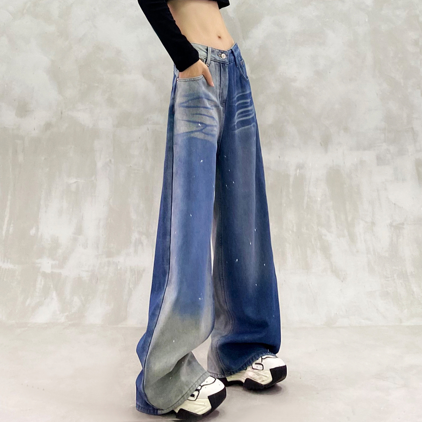 渐变色设计加绒休闲牛仔裤女