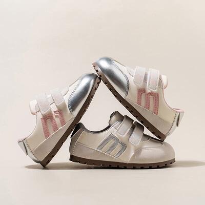 春季儿童软底防滑皮面舒适阿甘鞋