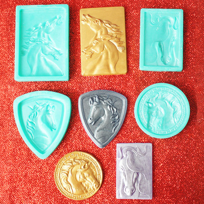 中式新年马年浮雕生肖马头牌模具