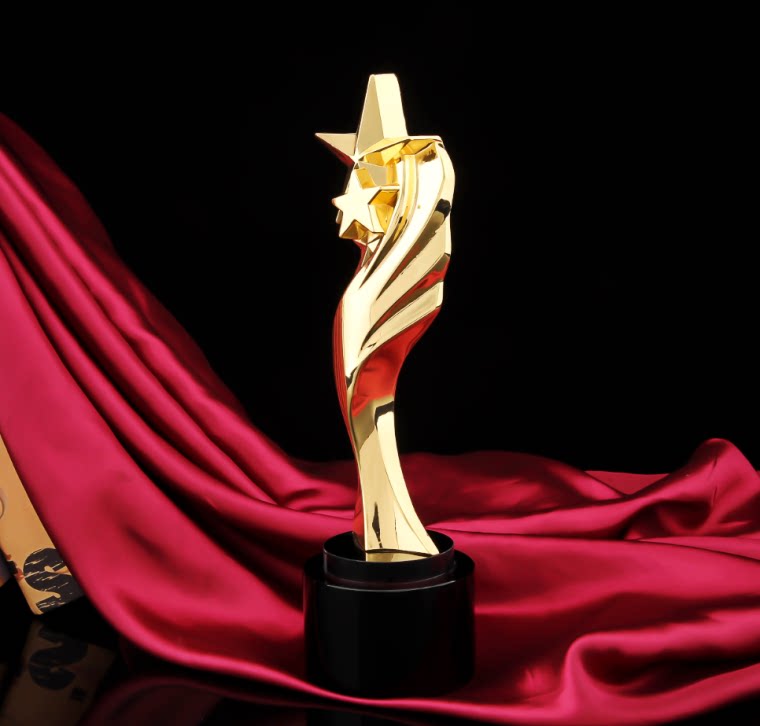 高档年终奖杯创意金属五角星水晶奖杯定制定做年会颁奖优秀员工