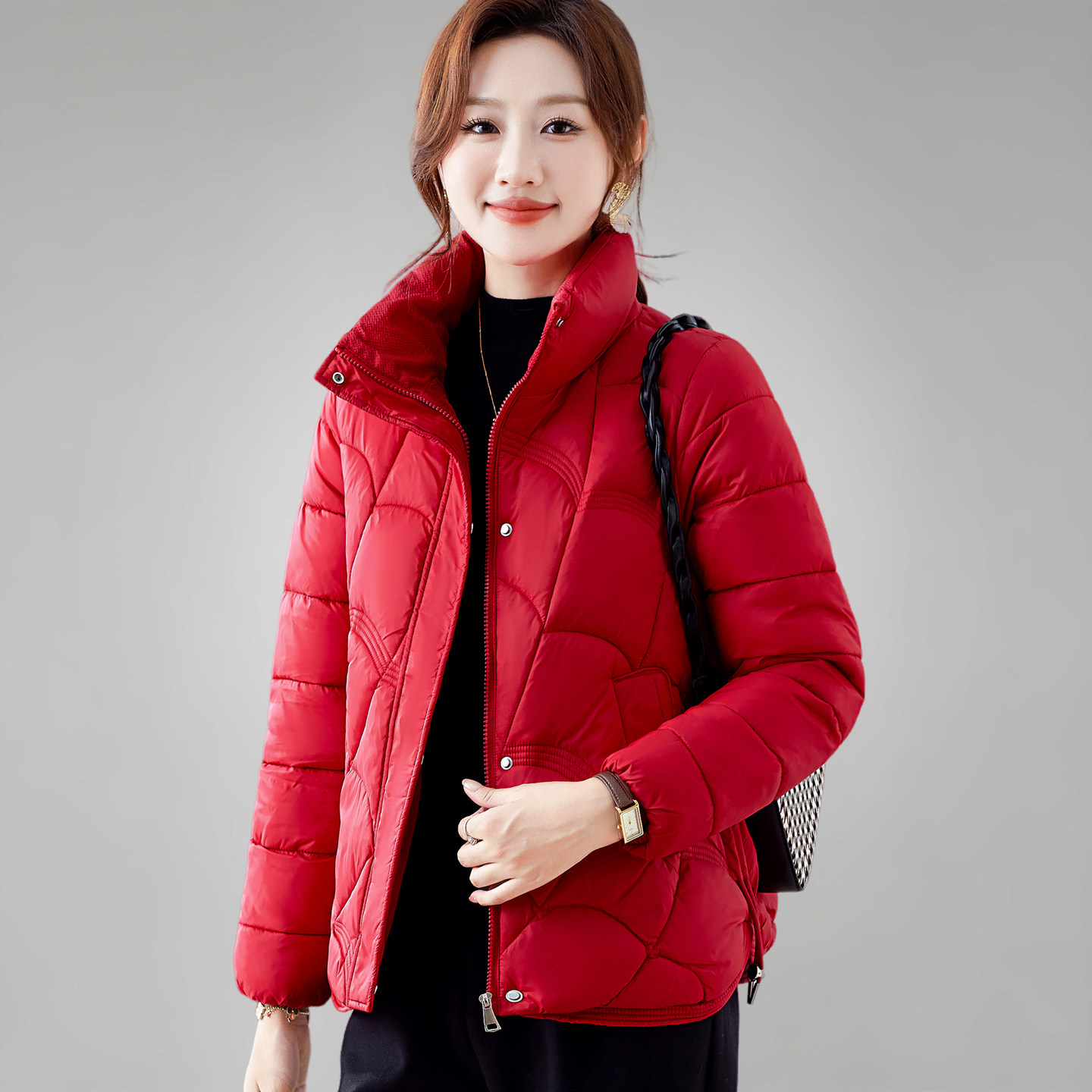 红色棉服女款2025冬季新款洋气妈妈立领棉袄短款时尚休闲保暖外套