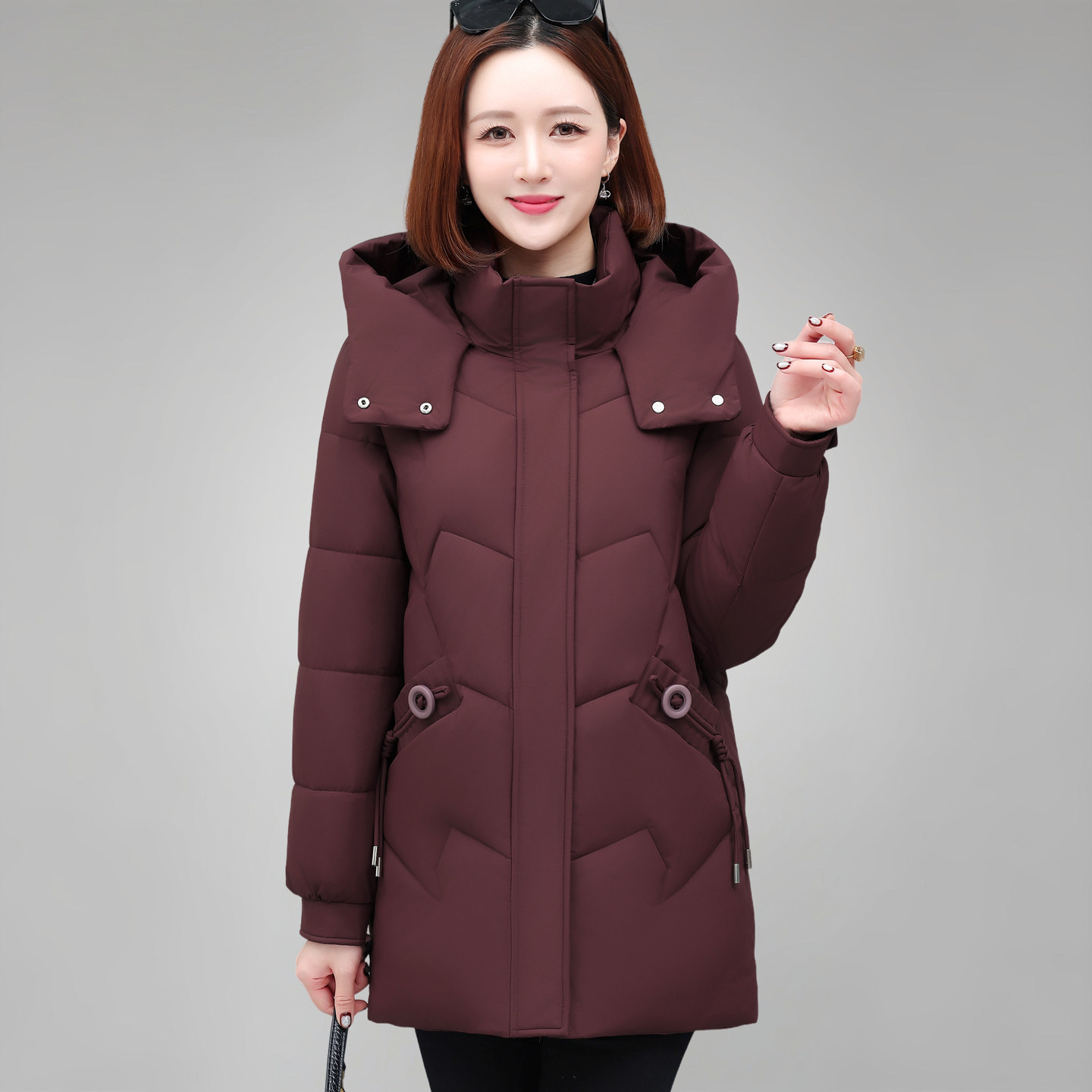 连帽棉衣女款2025冬季新款中年棉袄气质保暖外套妈妈洋气羽绒棉服