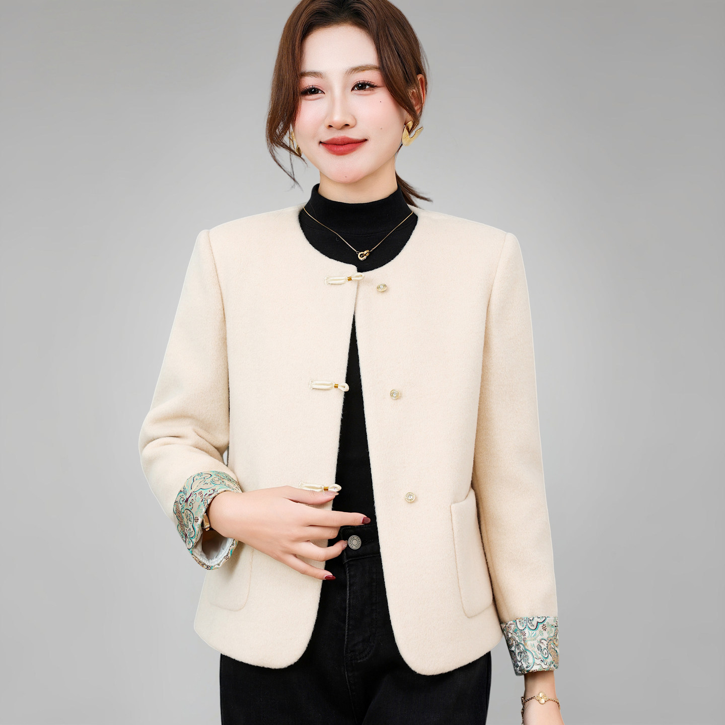 小香风外套女短款2026早春新款妈妈上衣新中式西装女士羊毛呢大衣