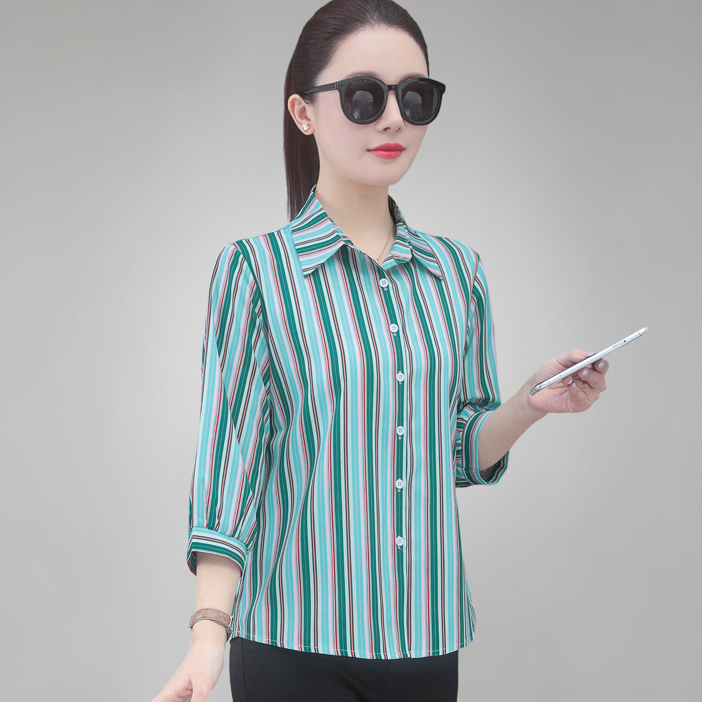 彩条纹衬衫女款夏装2026新款气质显瘦中袖上衣妈妈七分袖洋气衬衣