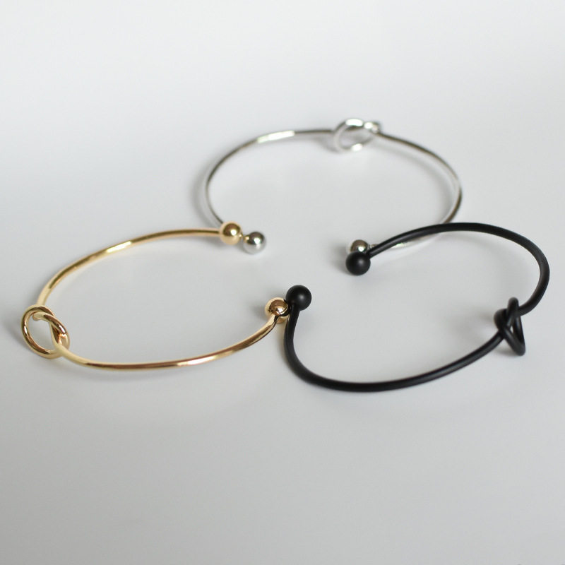 韩版时尚简约打结铁丝手镯开口爱心手链小商品市场义乌