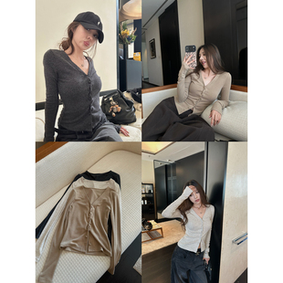 NanaByNana【圣特庄园】多色对扣长袖针织开衫女冬v领打底衫上衣