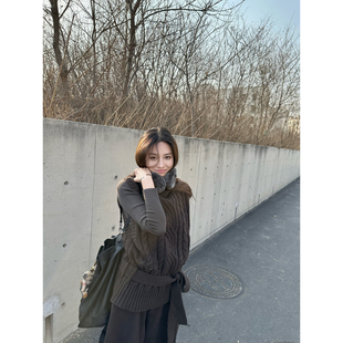 NanaByNana【海德日落】高领无袖套头毛衣女冬绑带绞花软糯上衣