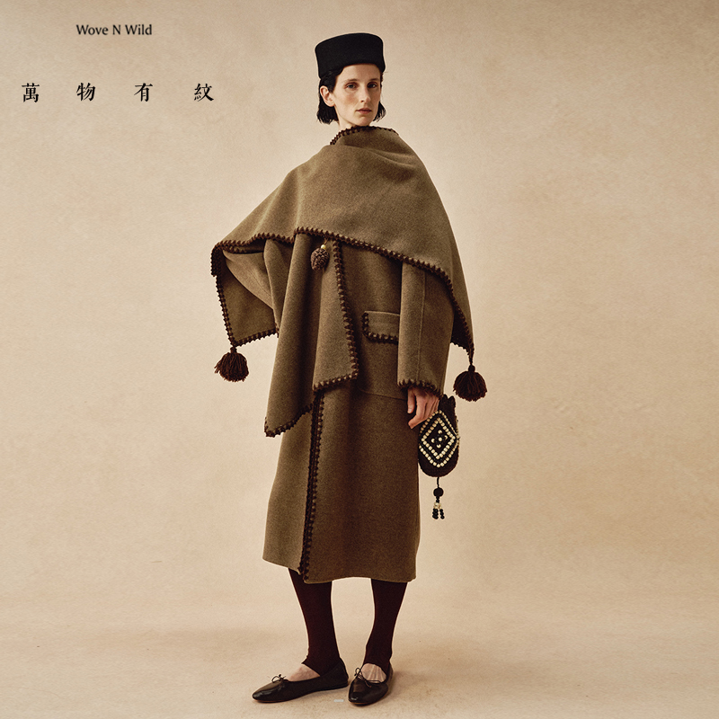 万物有纹手工钩针披肩长款大衣