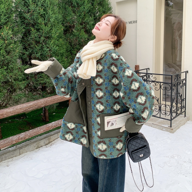 【新款】两面穿毛绒外套151-1591-P205-K308，女装棉衣/棉服，淑塔可可