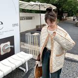 米白色
