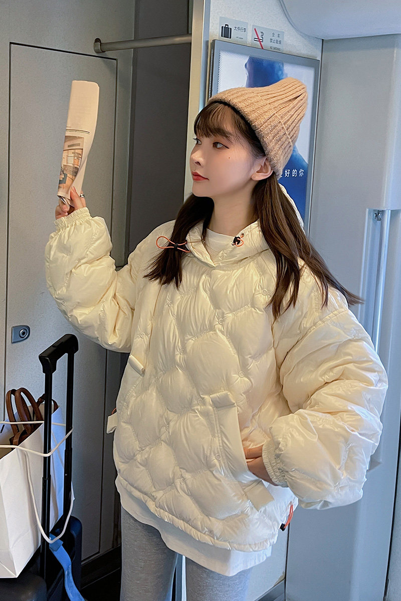 现货三色四码，菱格绣花套头羽绒服羽绒卫衣151-3383-P200-K298,女装羽绒服,淑塔可可