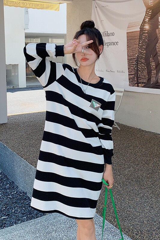 新款29号出货，小个子条纹卫衣连衣裙151-1267-P115-K168,女装连衣裙,淑塔可可