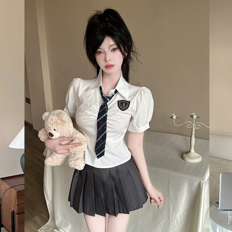学院风短款衬衫高腰百褶皮裙套装