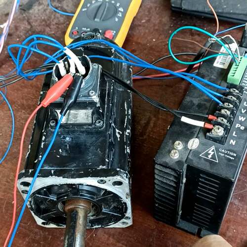 维修R88M-1L1K030C-BS2，1KW ，DC24V ，，，，，6.7，，欧姆龙