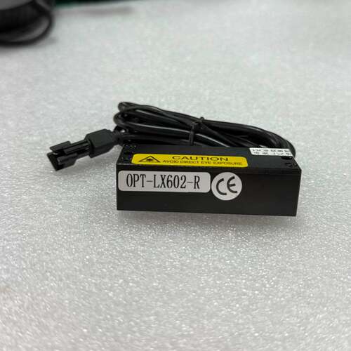 可维修OPT-LX602-R工业激光光源，带警示标签，避免直接眼睛议价