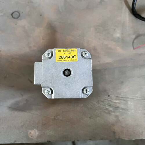 可维修步进电机STP-43D2138-02，1.8度/步，26议价