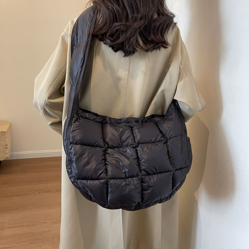 韩版托特包方格大容量羽绒棉包包通用款女包