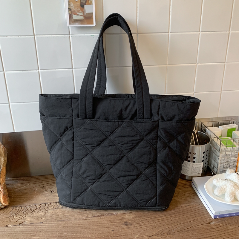 新款日常休闲轻便托特包大容量单肩包菱格手拎包通勤包百搭妈咪包