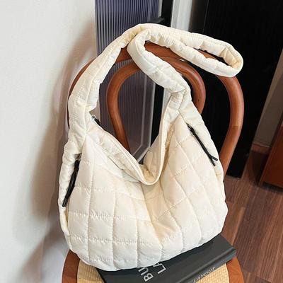2025新款单肩包包女褶皱休闲个性大容量棉服包斜挎包通勤托特包潮