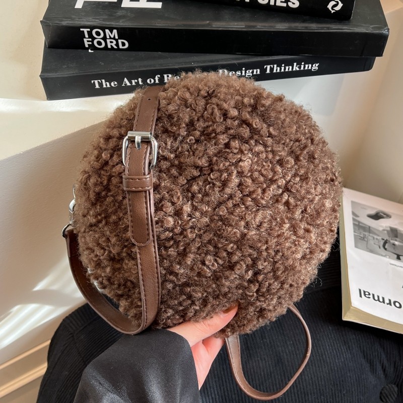 毛绒绒包包女式2025新款小众休闲百搭单肩斜挎包小圆包简约毛毛包