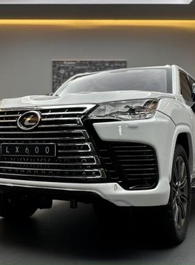 雷克萨斯LX600仿真车模桌面摆件