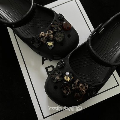 韩系甜酷豹纹芭蕾Crocs鞋花扣