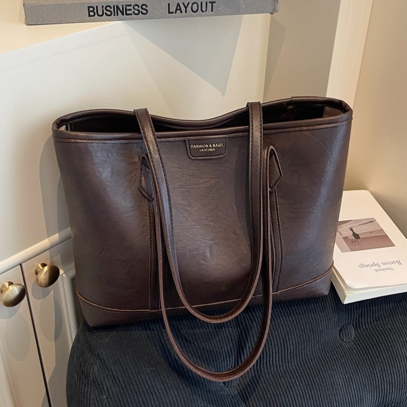 复古包包大容量女式2025新款高端大气单肩包秋冬通勤百搭托特大包,箱包皮具/热销女包/男包,托特包,淘宝优惠券,粉丝福利购,淘宝优惠卷