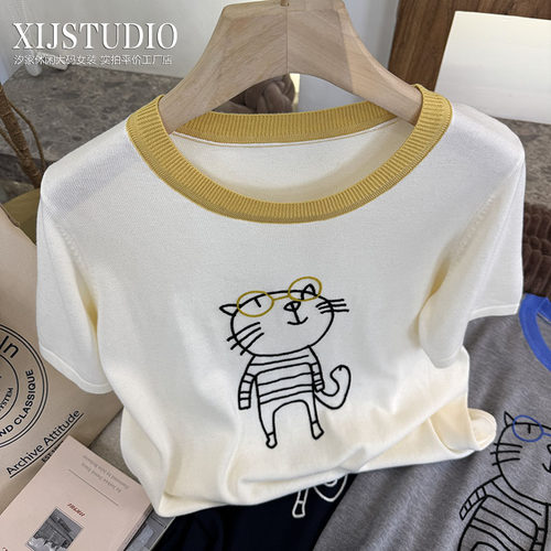 汐家女装 春季新款撞色圆领卡通刺绣减龄短袖上衣大码针织衫