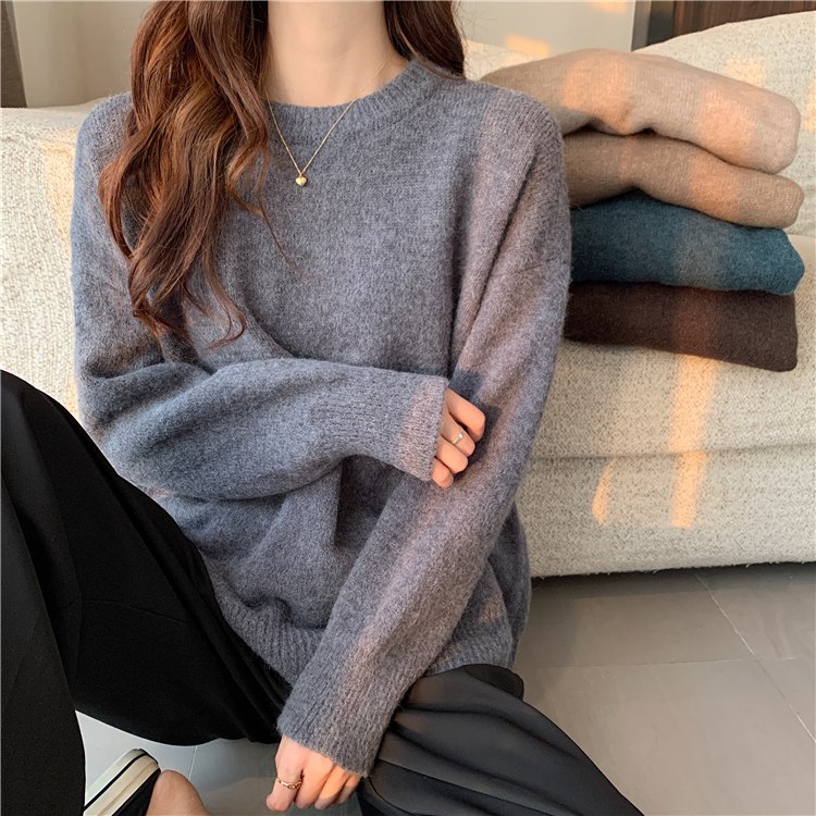 Real shot Korean version of lazy style thickened loose sweater versatile casual off shoulder show thin sweater coat